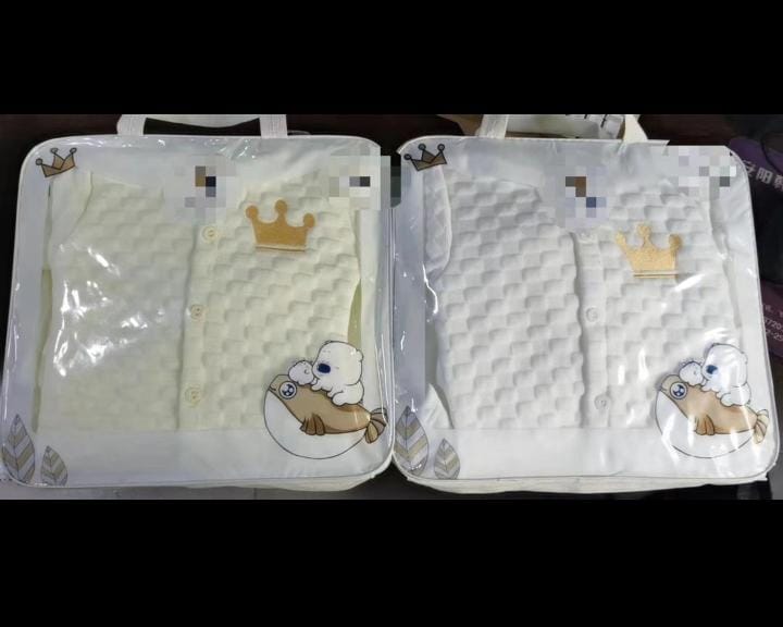 8-piece Ultra-Cozy Fleece Newborn Receiving set